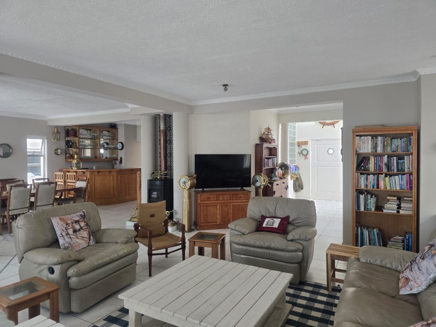 4 Bedroom Property for Sale in Royal Alfred Marina Eastern Cape